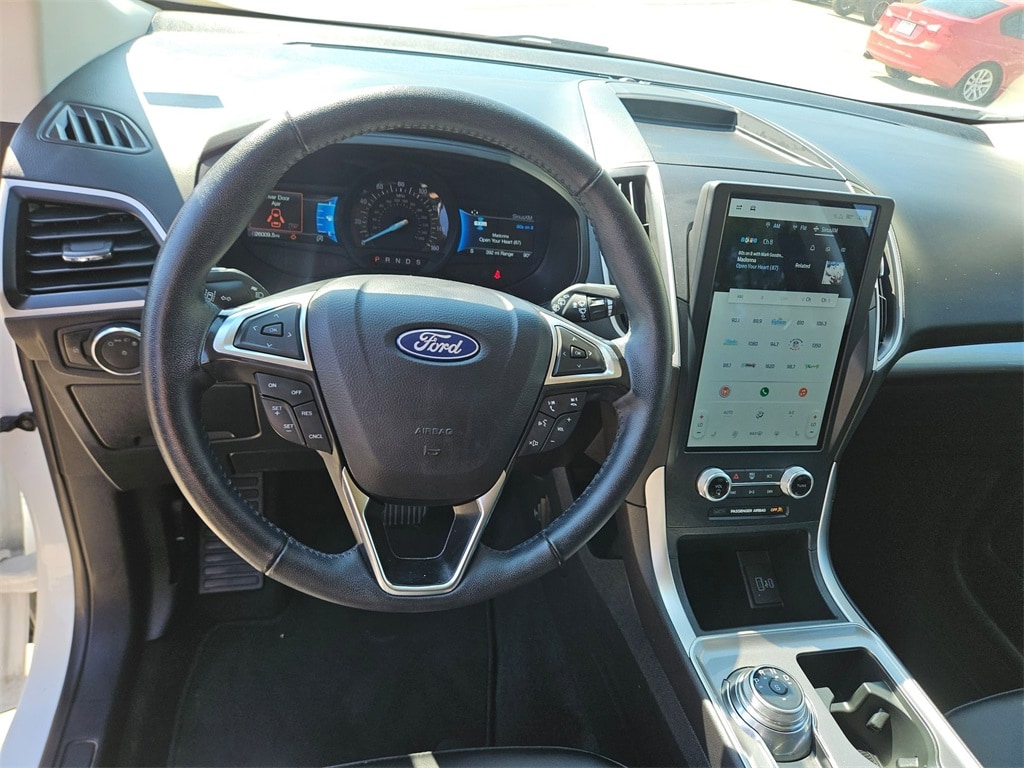 Thumbnail: 2024 Ford Edge - 16