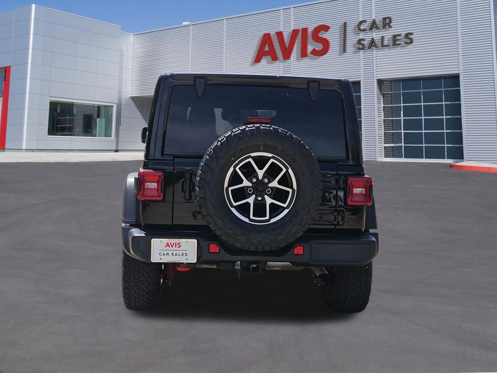 Thumbnail: 2025 Jeep Wrangler - 5