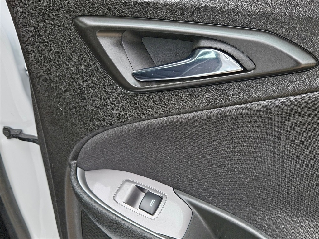 Thumbnail: 2023 Chevrolet Malibu - 27