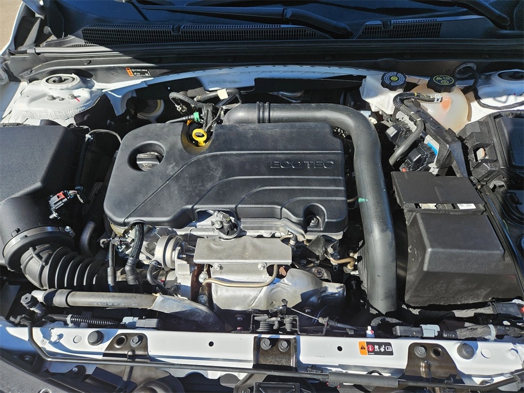 Thumbnail: 2023 Chevrolet Malibu - 23