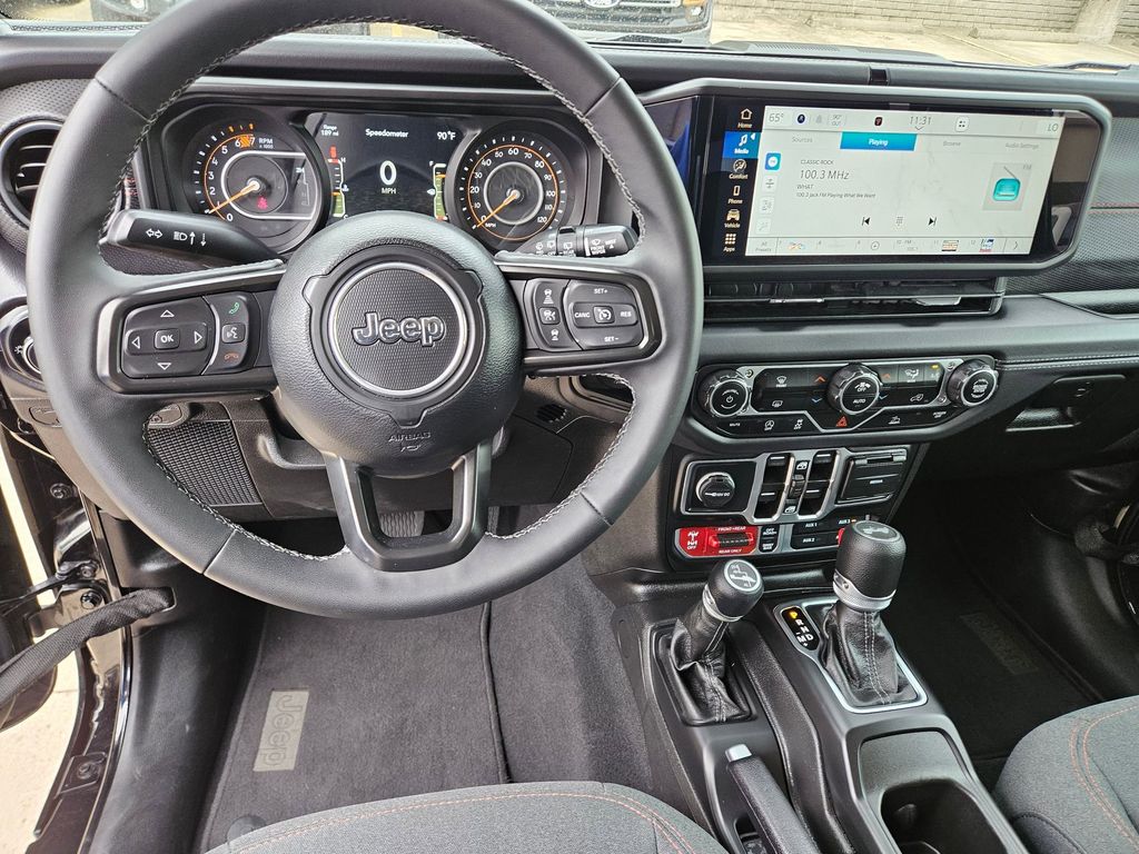 Thumbnail: 2025 Jeep Wrangler - 17