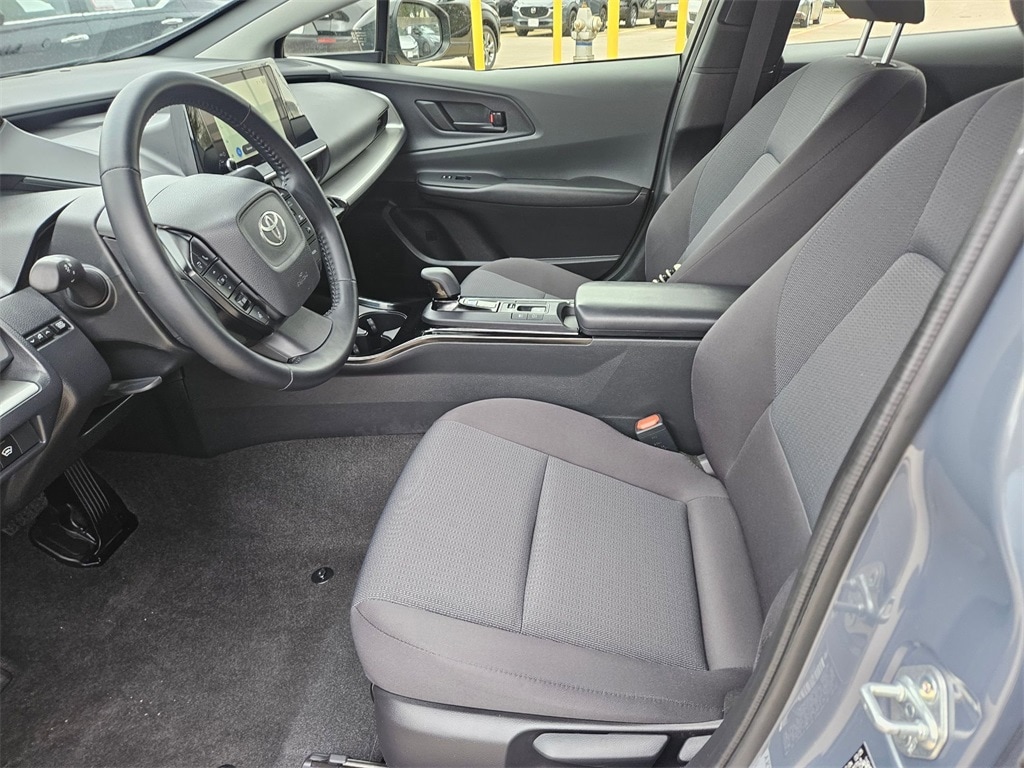 Thumbnail: 2025 Toyota Prius - 11