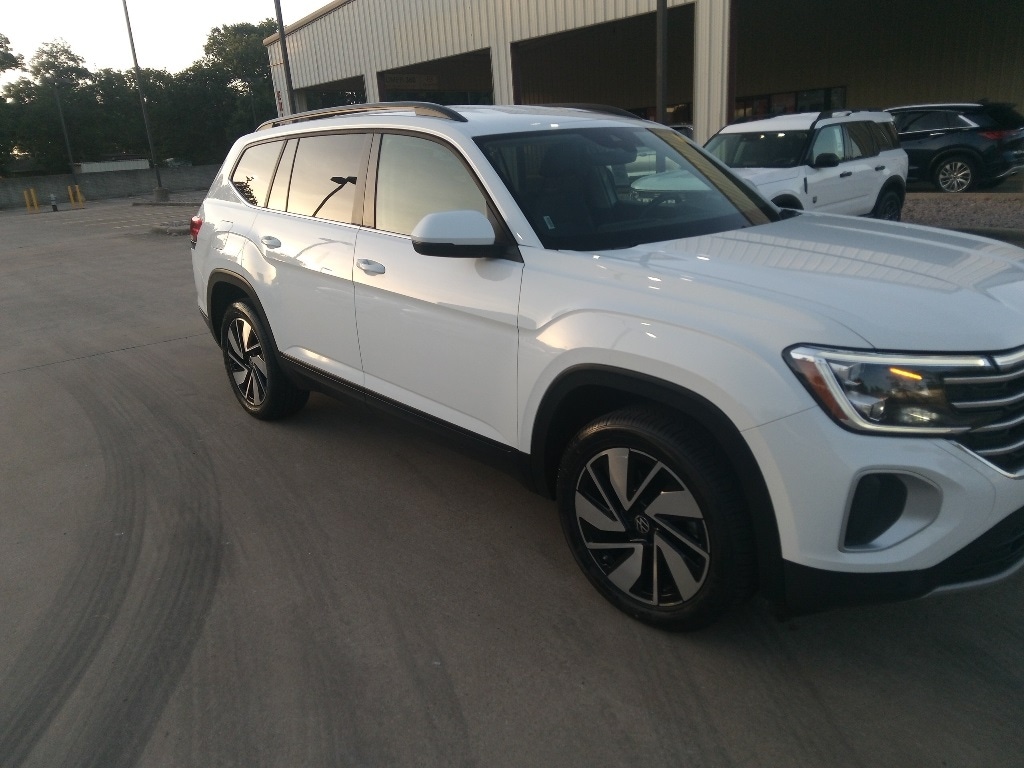 Thumbnail: 2024 Volkswagen Atlas - 8