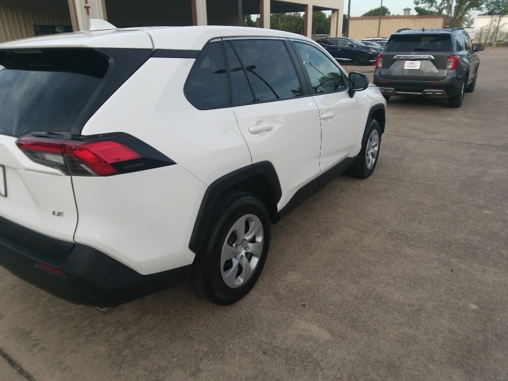 Thumbnail: 2024 Toyota RAV4 - 6