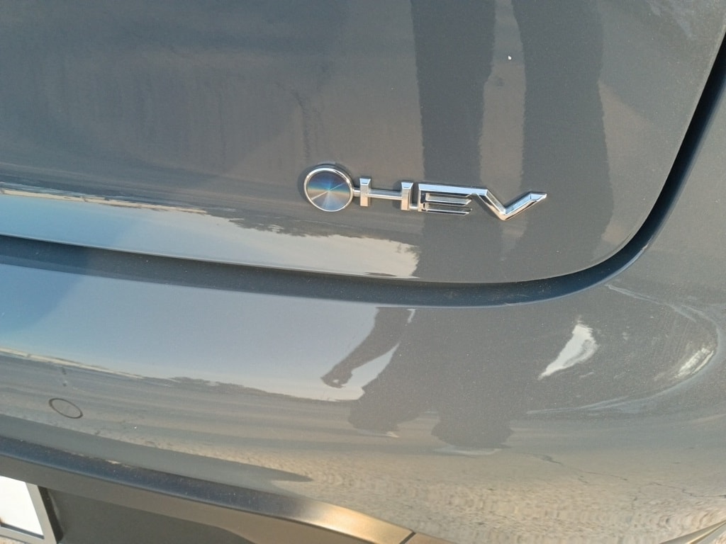 Thumbnail: 2025 Toyota Prius - 11