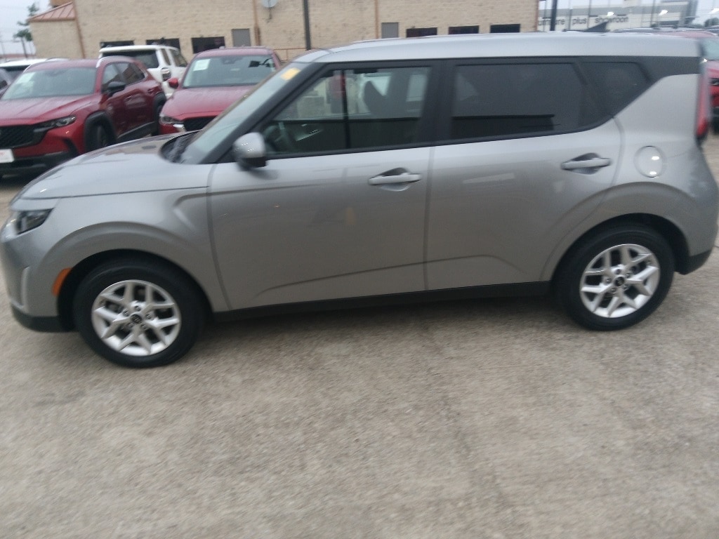 Thumbnail: 2024 Kia Soul - 3