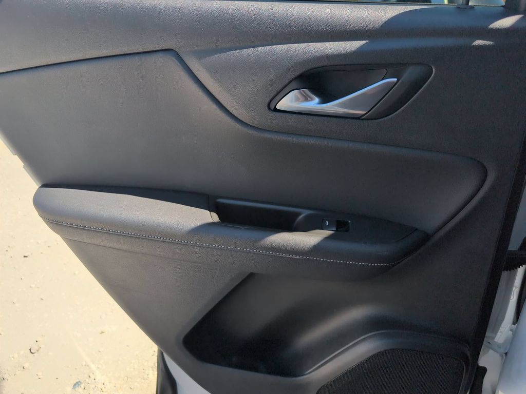 2025 Chevrolet Blazer 2LT - Photo 26
