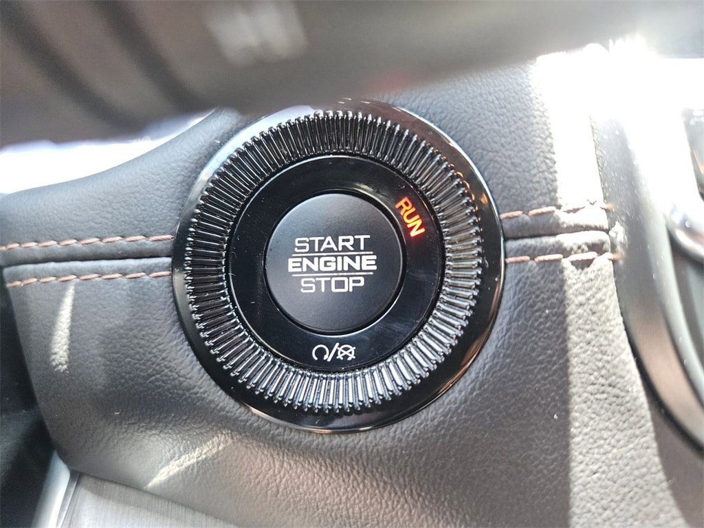 Thumbnail: 2023 Jeep Compass - 18