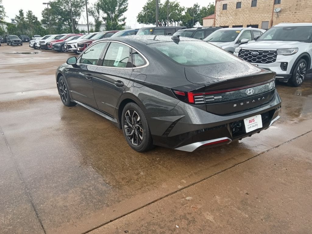 Thumbnail: 2025 Hyundai Sonata - 8