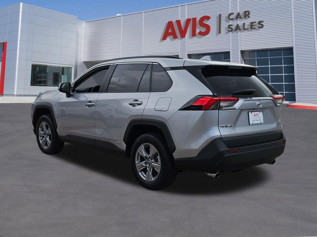 Thumbnail: 2025 Toyota RAV4 - 3