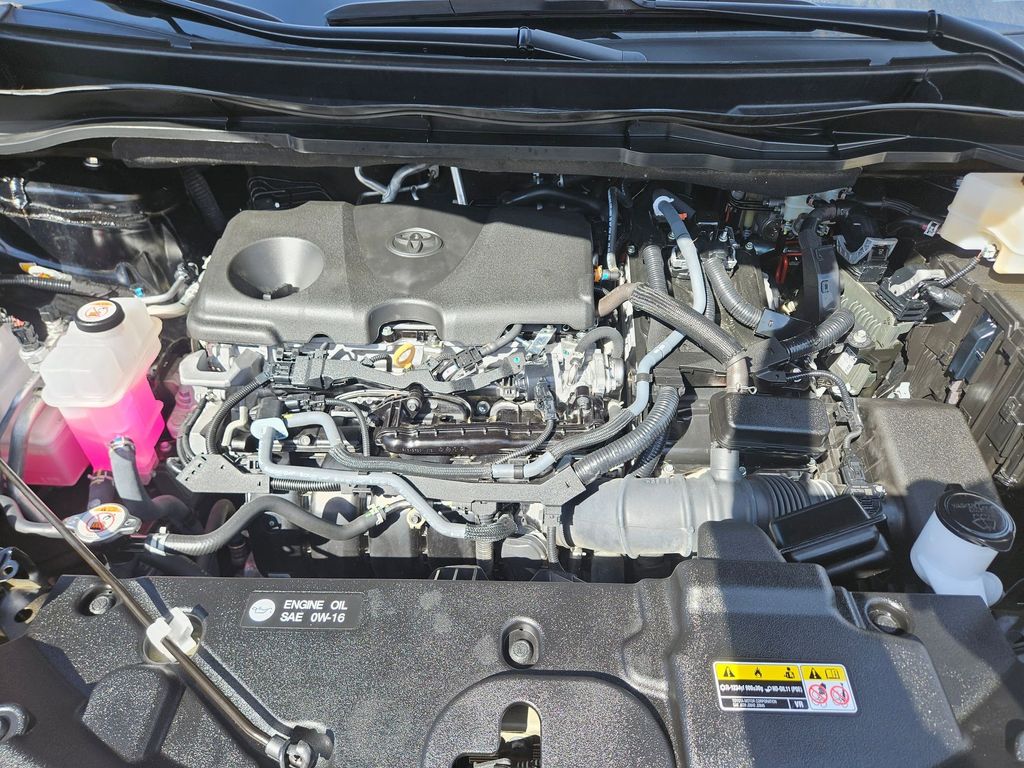 Thumbnail: 2025 Toyota Sienna - 23