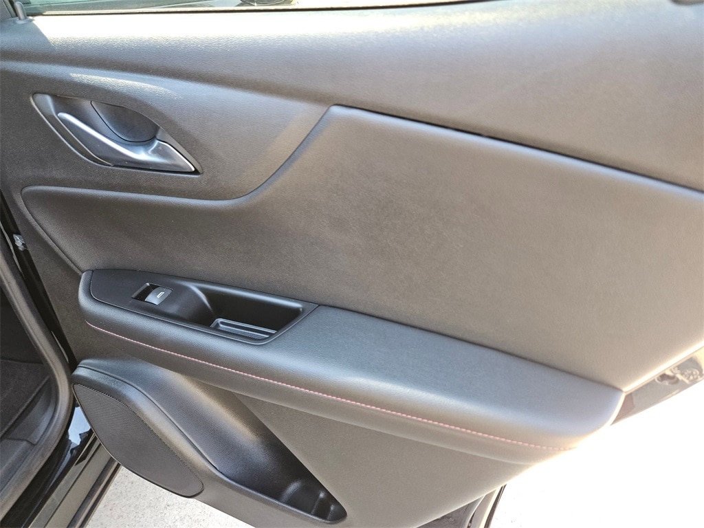 Thumbnail: 2025 Chevrolet Blazer - 30