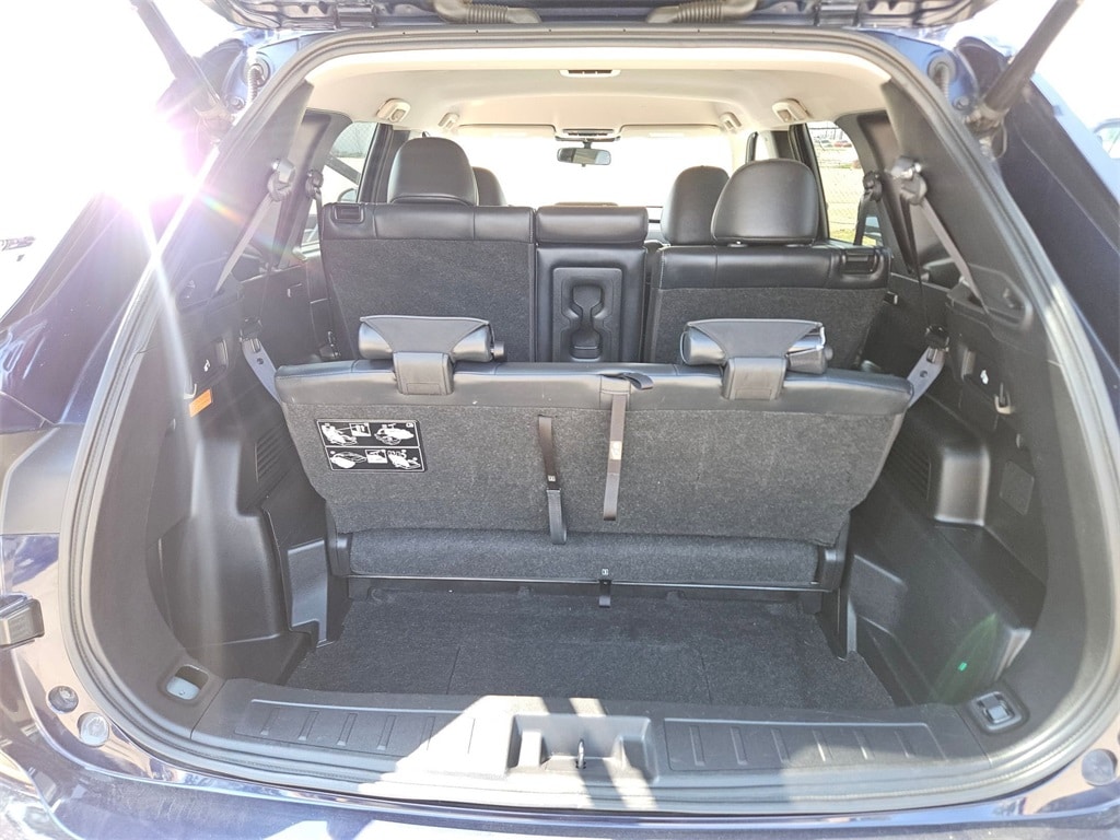 Thumbnail: 2023 Mitsubishi Outlander - 27