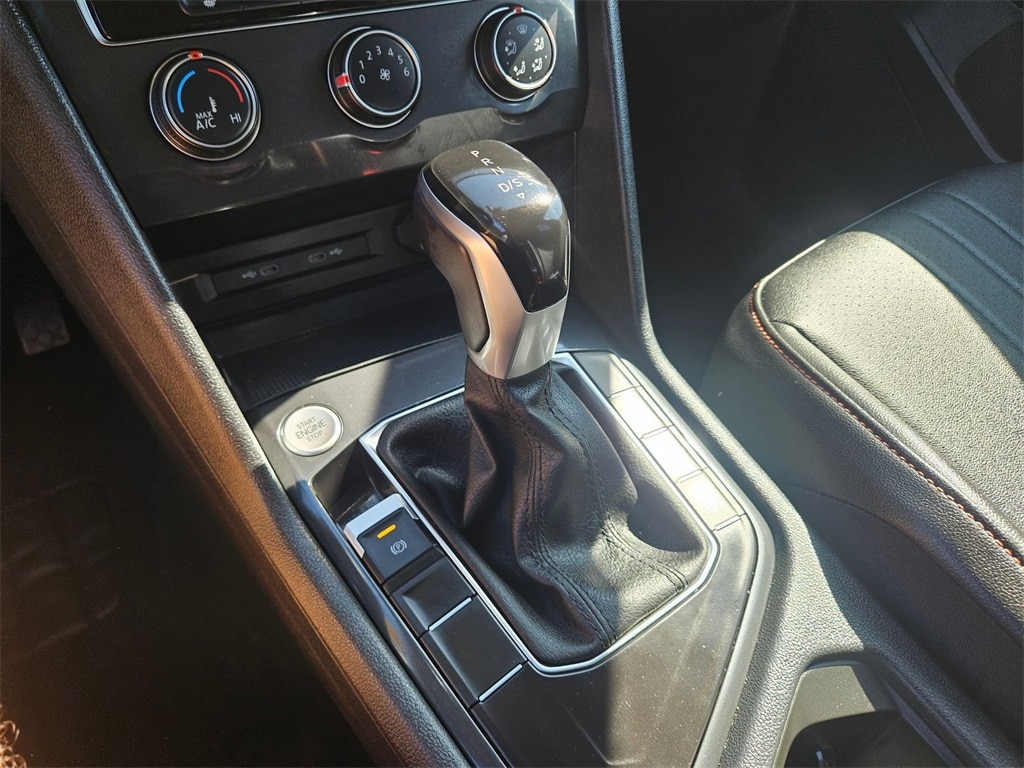 Thumbnail: 2024 Volkswagen Tiguan - 27