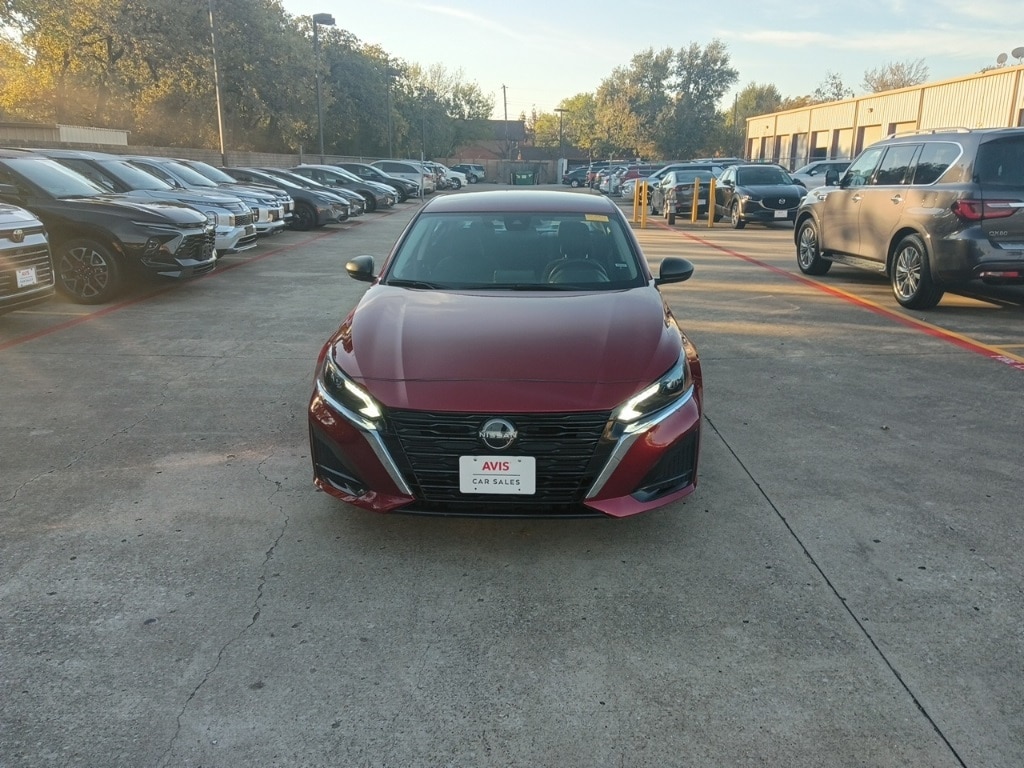 Thumbnail: 2024 Nissan Altima - 2