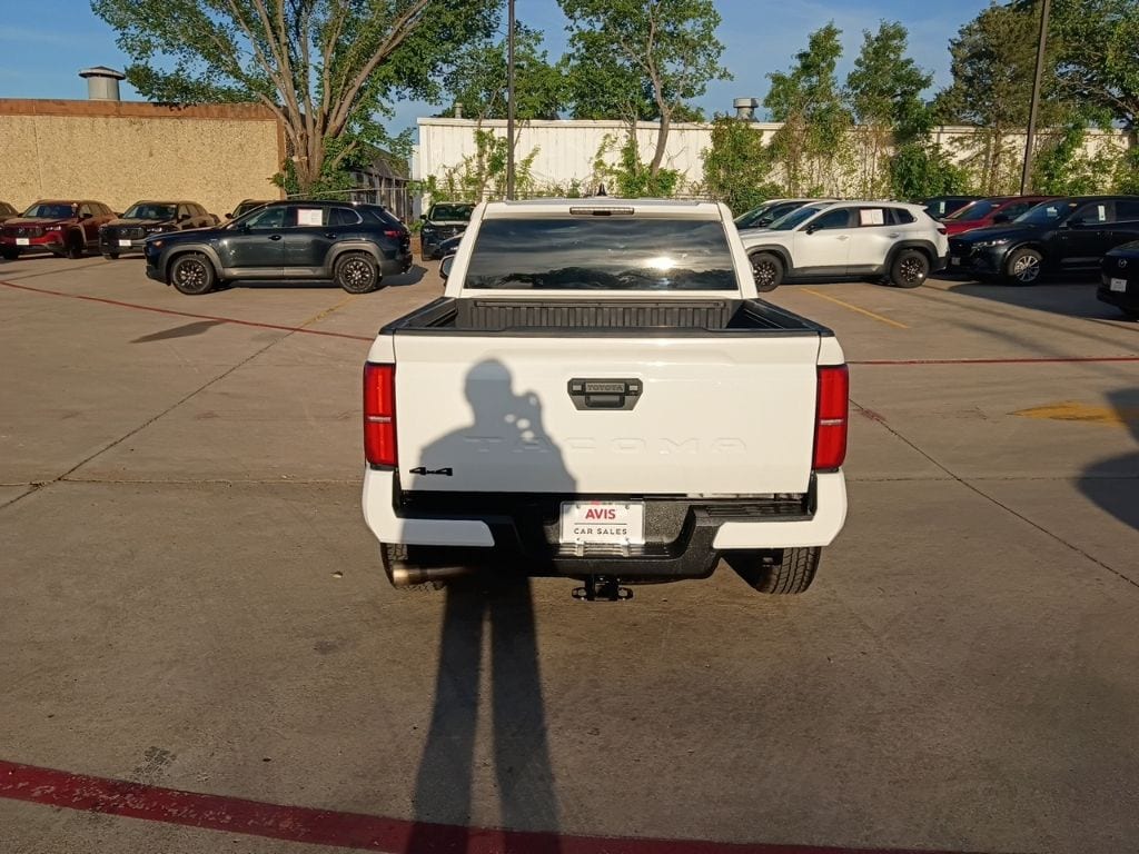 Thumbnail: 2024 Toyota Tacoma - 11