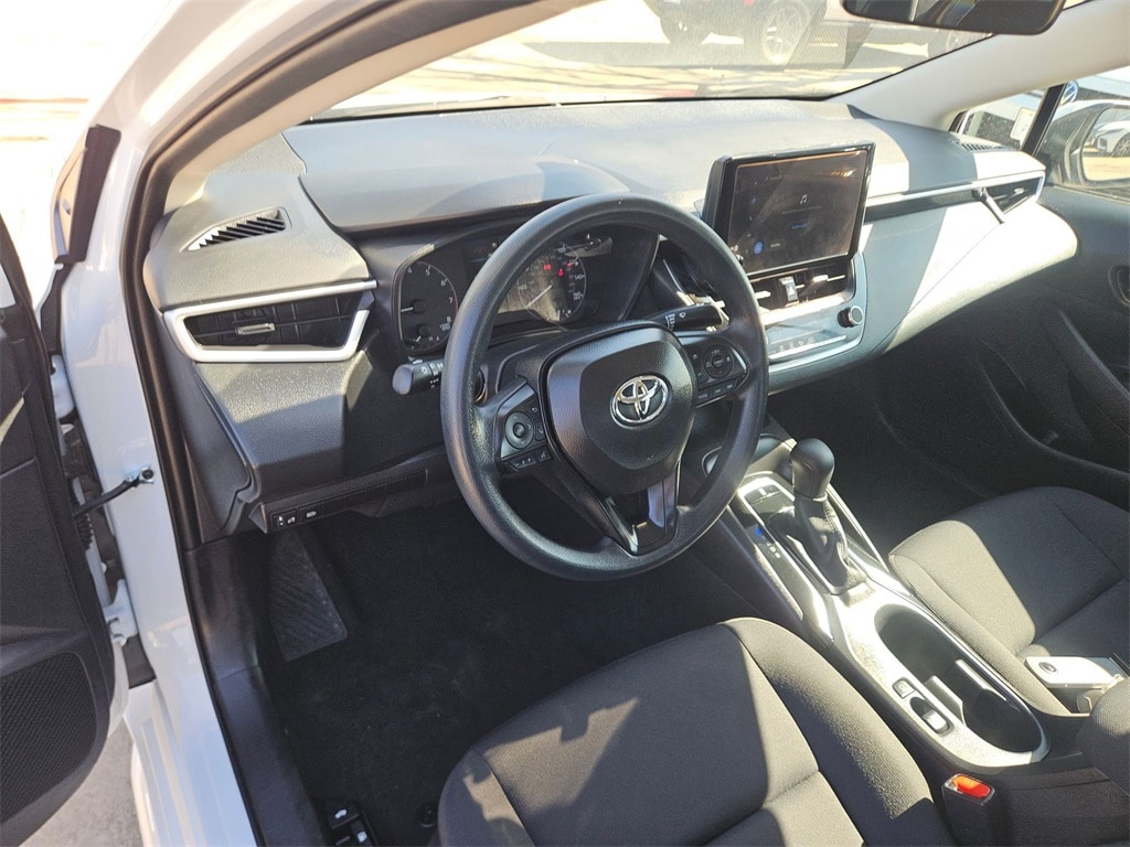 Thumbnail: 2025 Toyota Corolla - 13