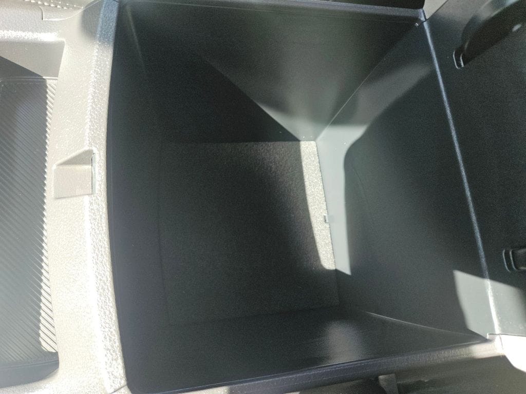 Thumbnail: 2025 Kia Carnival - 30