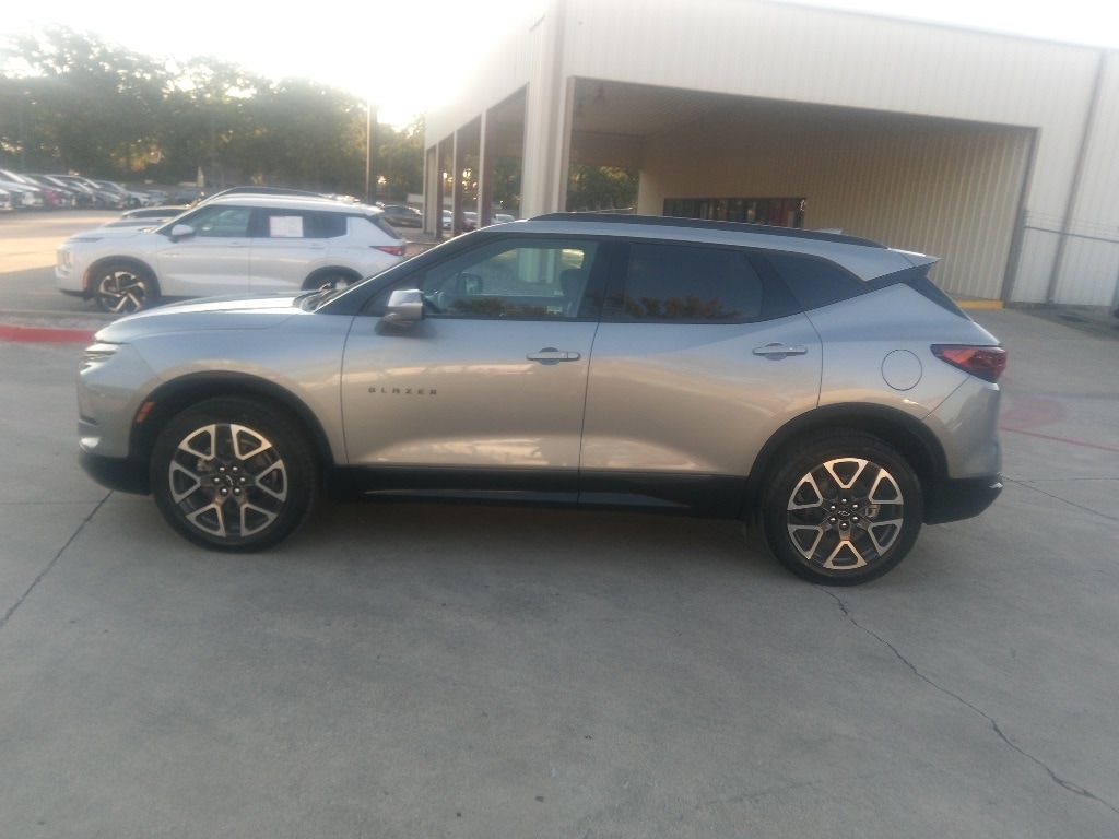 Thumbnail: 2025 Chevrolet Blazer - 4