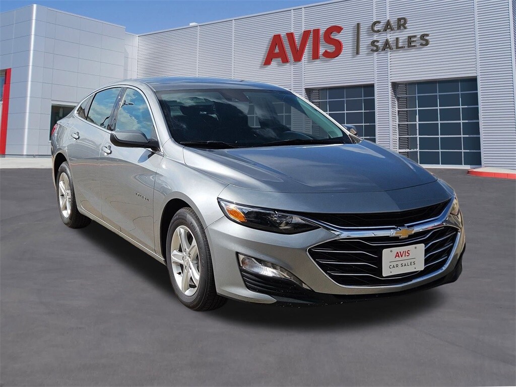 Thumbnail: 2024 Chevrolet Malibu - 9