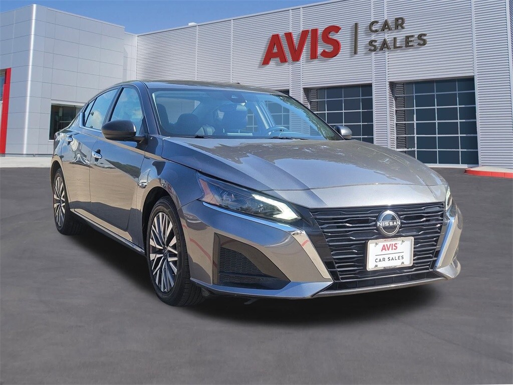 2024 Nissan Altima 2.5 SV photo 3