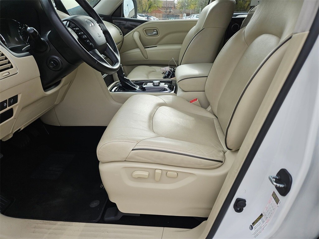 Thumbnail: 2023 INFINITI QX80 - 11