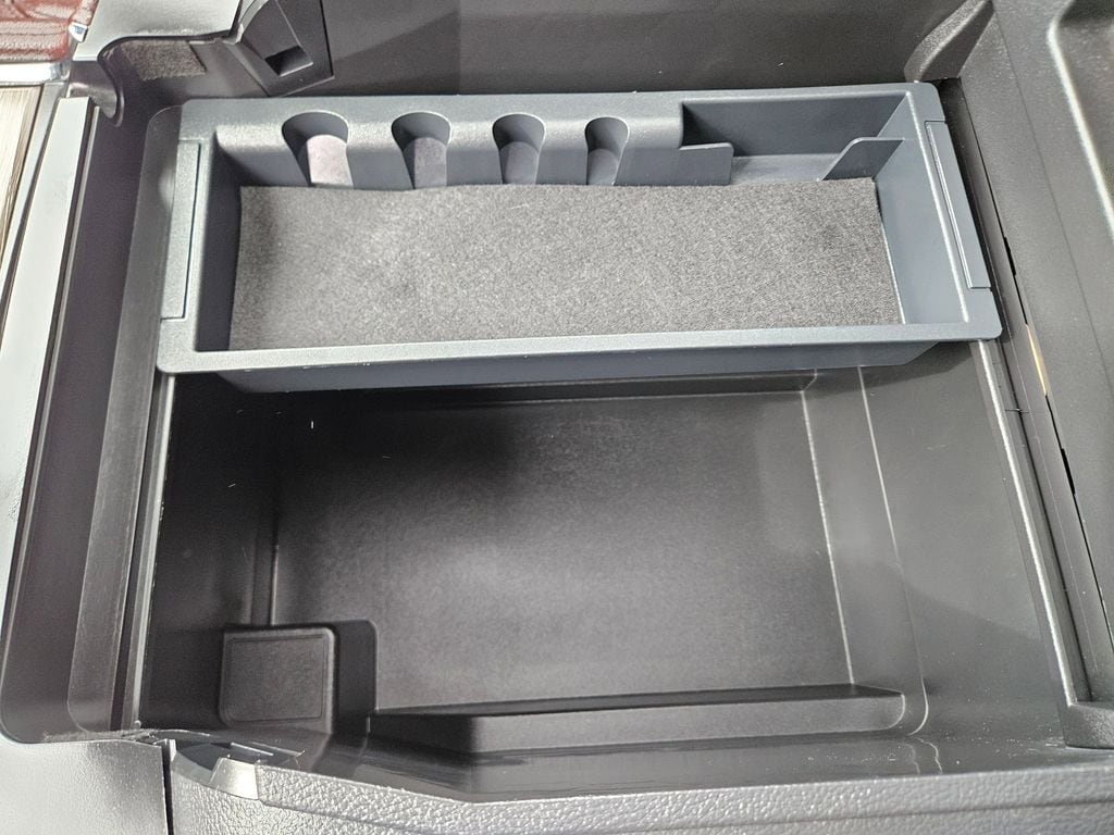 Thumbnail: 2024 Ford Expedition - 30