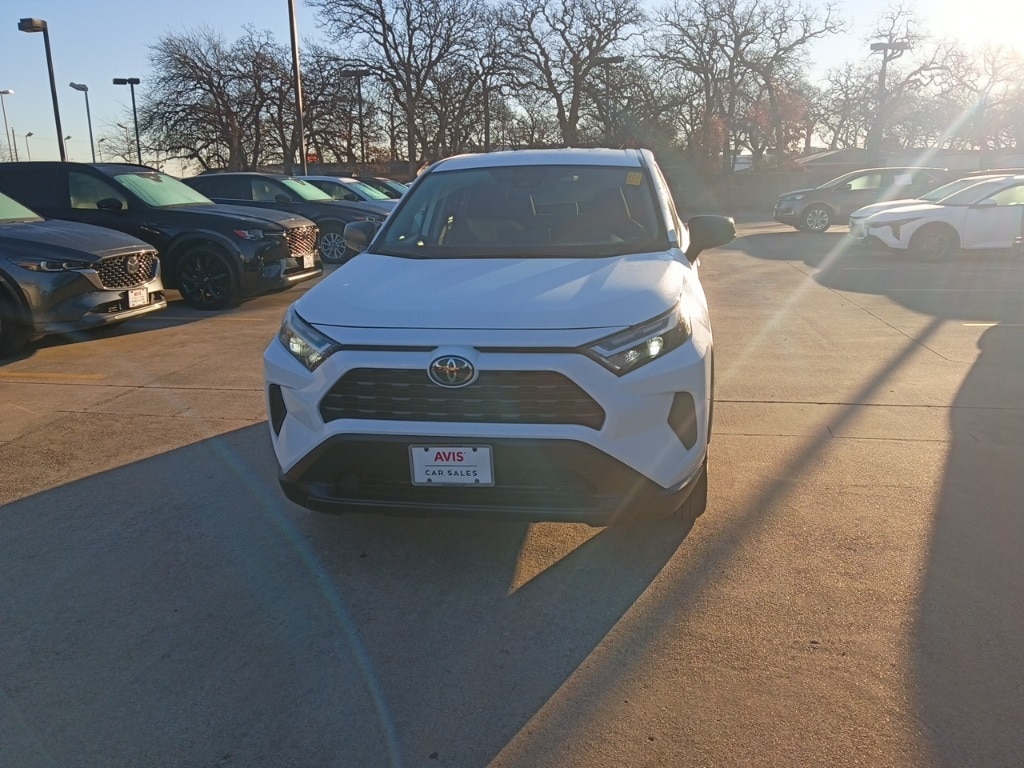 Thumbnail: 2025 Toyota RAV4 - 3