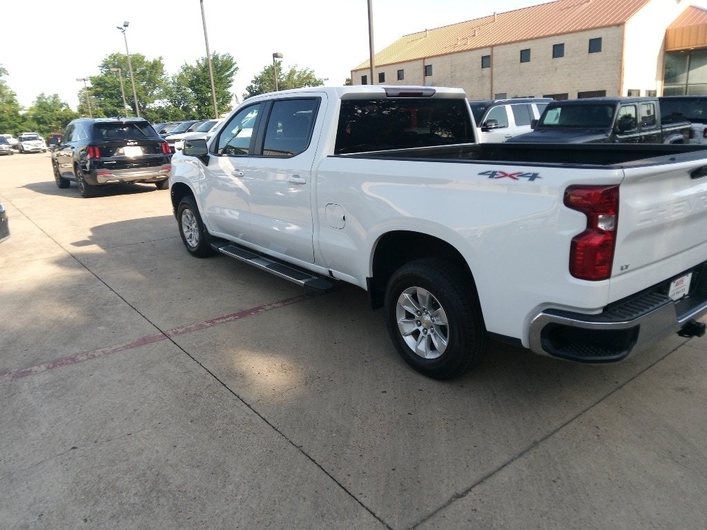 2023 Chevrolet Silverado 1500 LT 4