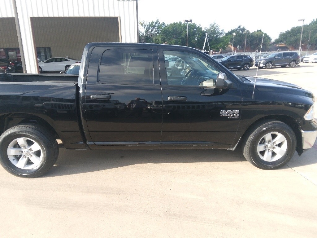 Thumbnail: 2023 RAM 1500 Classic - 7
