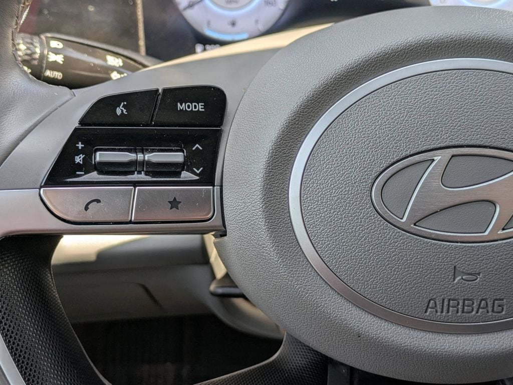 Thumbnail: 2025 Hyundai Elantra - 20