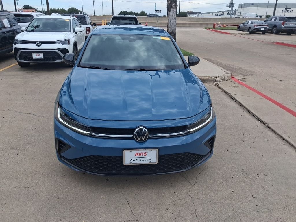 Thumbnail: 2025 Volkswagen Jetta - 5