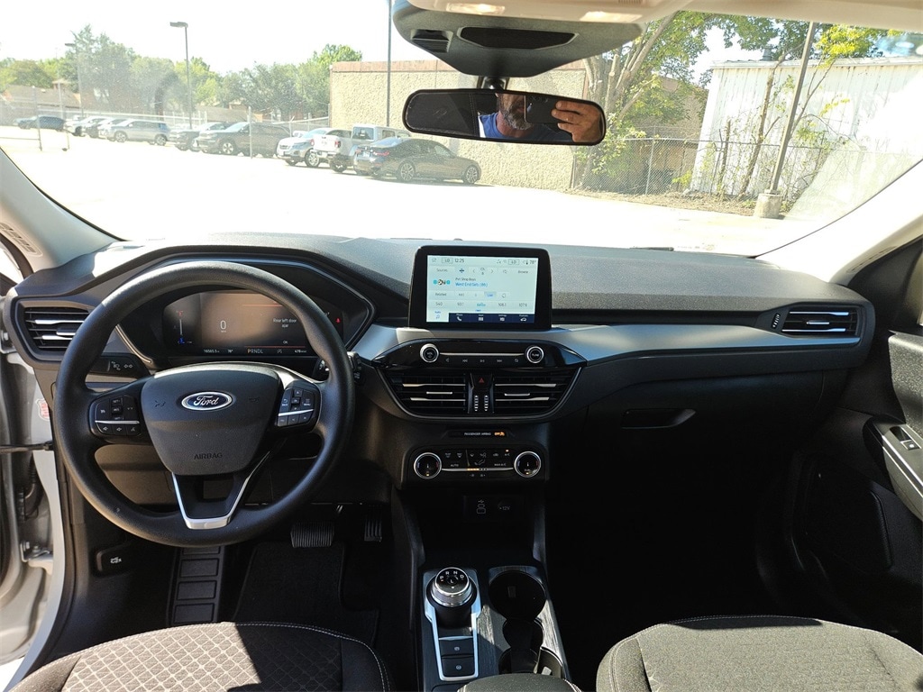 Thumbnail: 2025 Ford Escape - 15