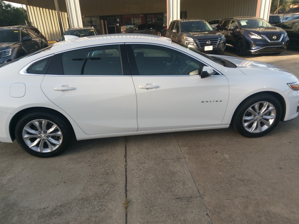 Thumbnail: 2023 Chevrolet Malibu - 7