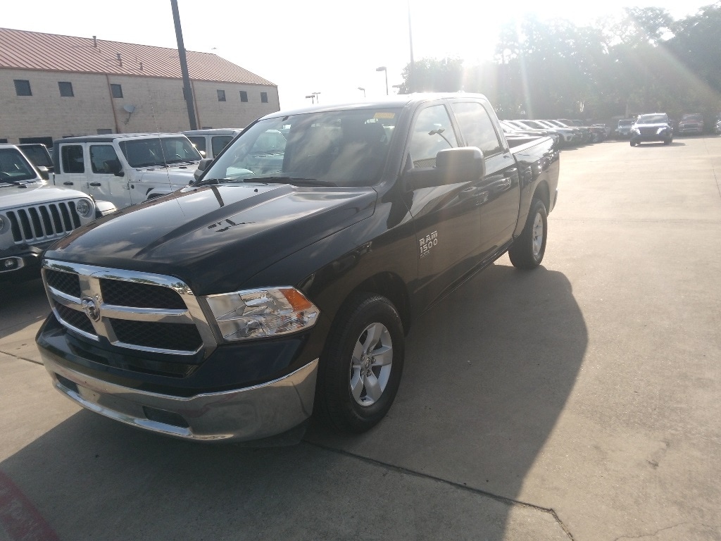 Thumbnail: 2023 RAM 1500 Classic - 1