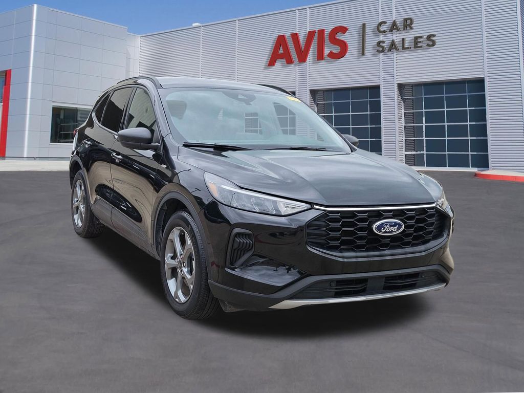 Thumbnail: 2025 Ford Escape - 9