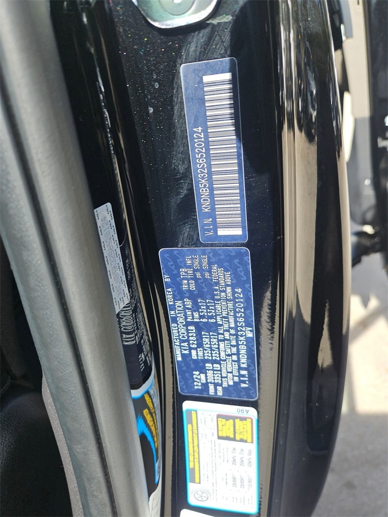 Thumbnail: 2025 Kia Carnival - 28