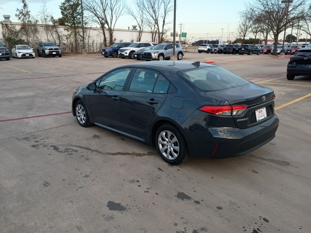 Thumbnail: 2025 Toyota Corolla - 10