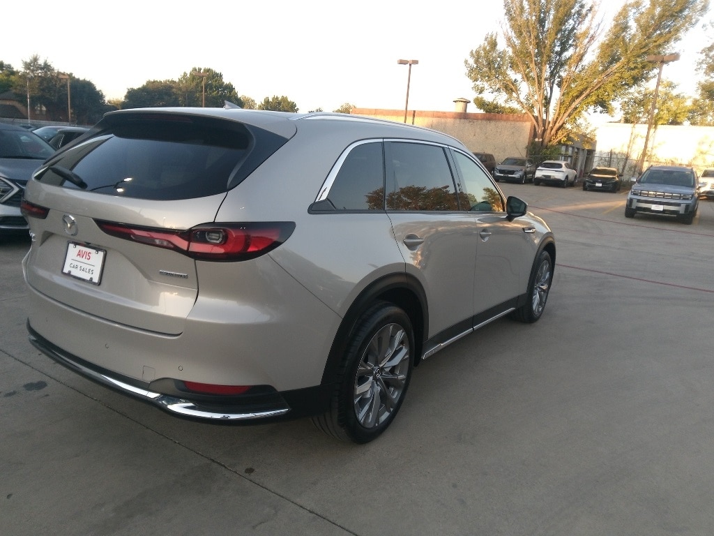 Thumbnail: 2025 Mazda CX-90 - 10