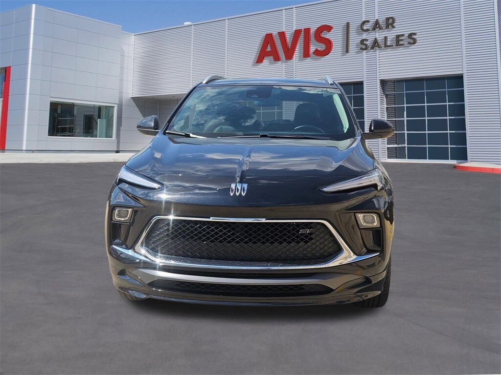 2024 Buick Encore GX Sport Touring photo 2