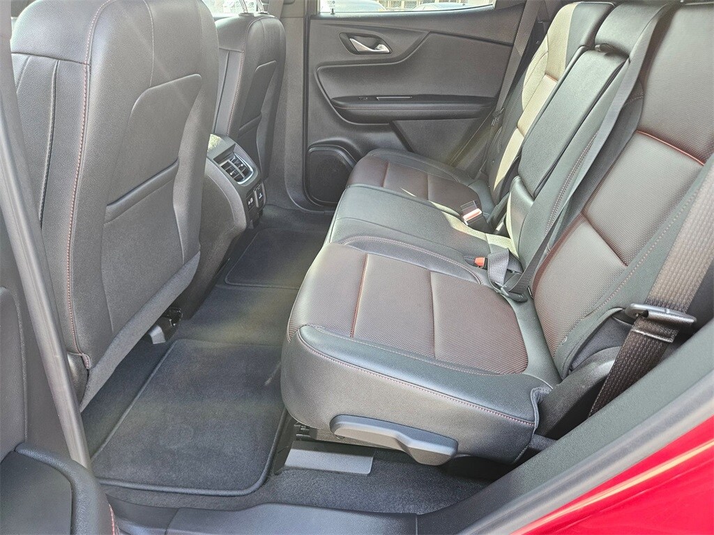 Thumbnail: 2025 Chevrolet Blazer - 26