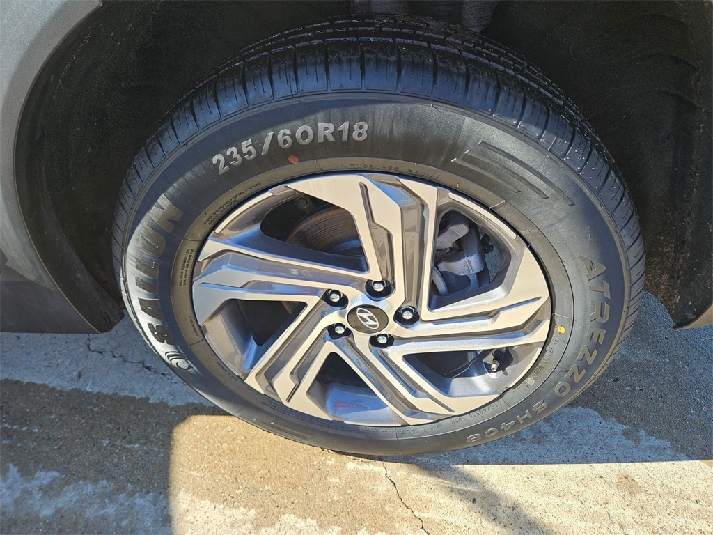 Thumbnail: 2023 Hyundai Santa Fe - 25