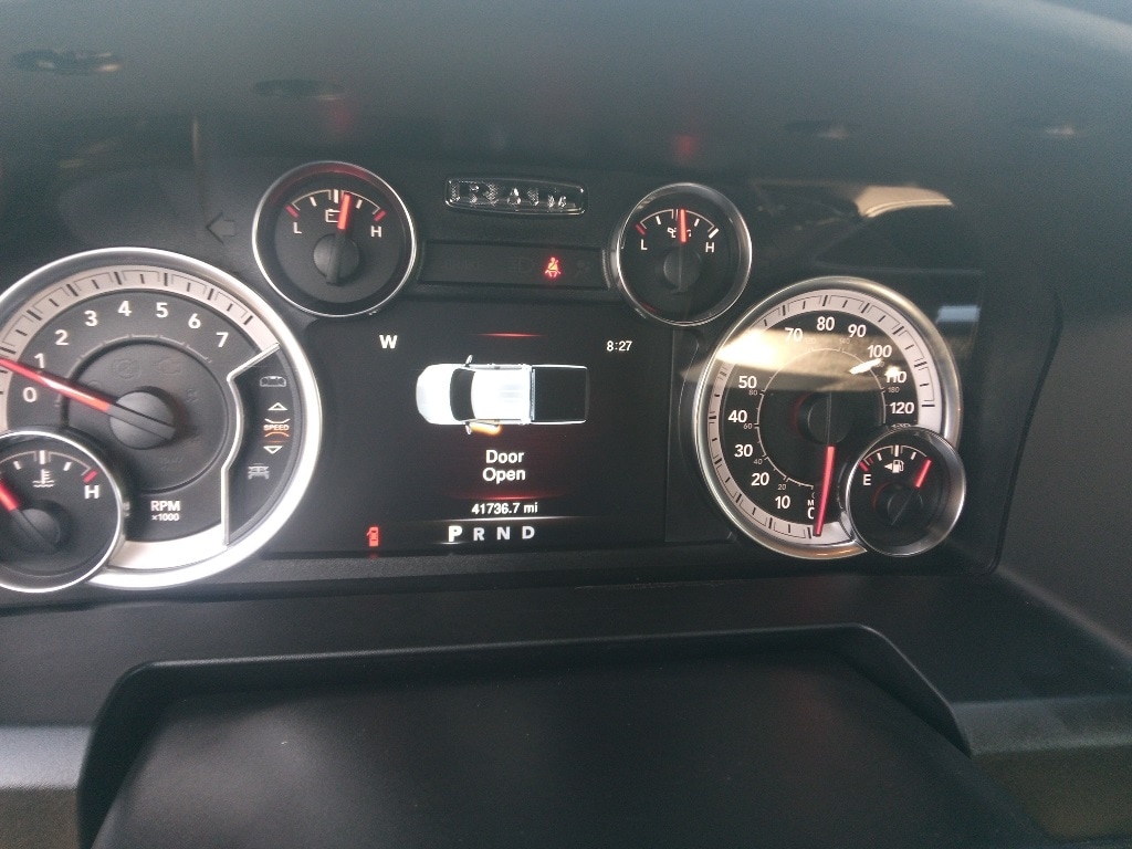 Thumbnail: 2023 RAM 1500 Classic - 12