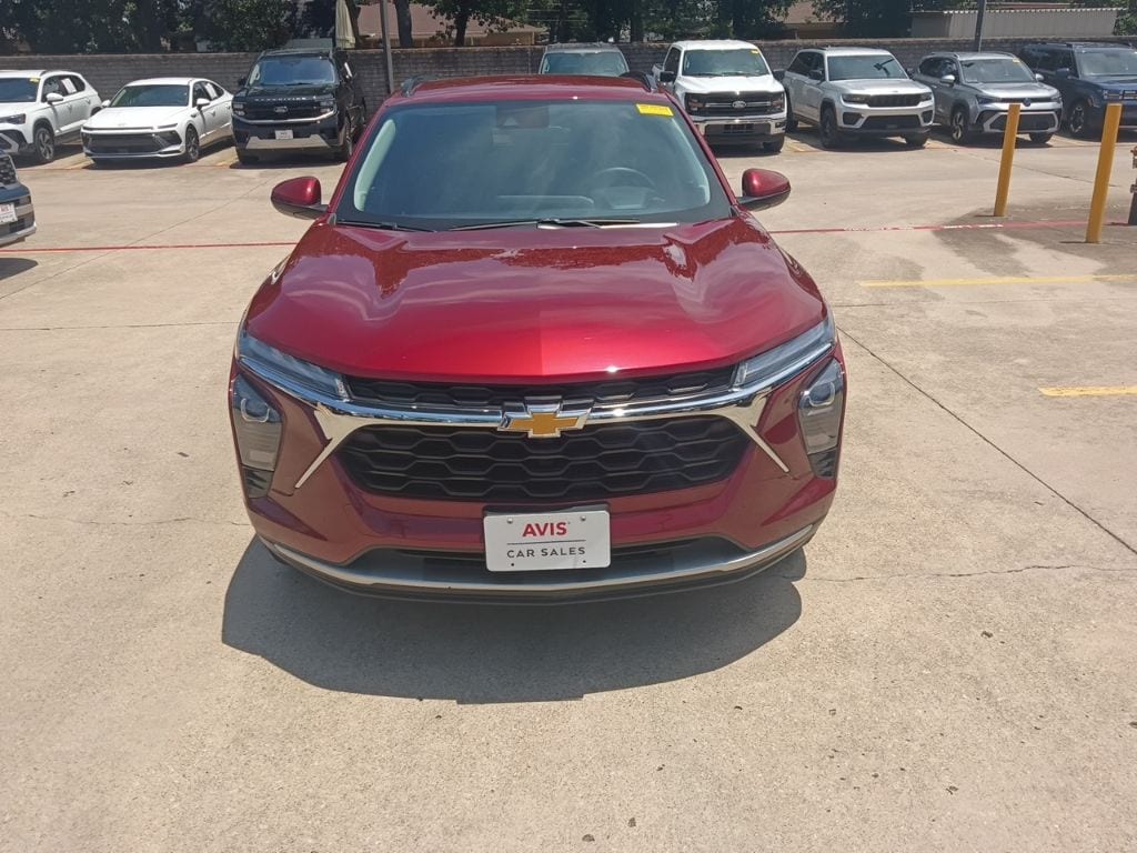 Thumbnail: 2025 Chevrolet Trax - 5
