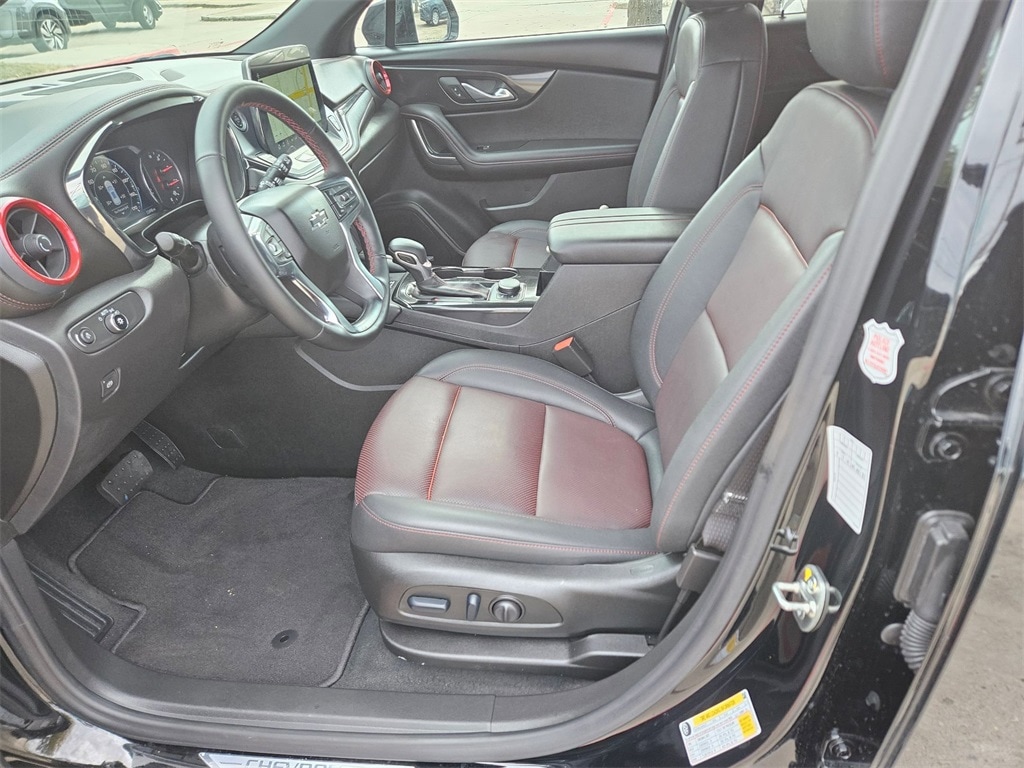 Thumbnail: 2025 Chevrolet Blazer - 11