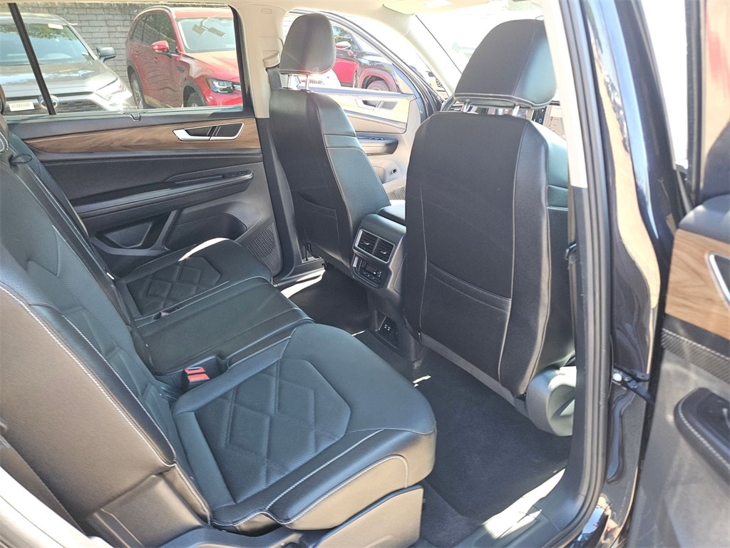 Thumbnail: 2025 Volkswagen Atlas - 27