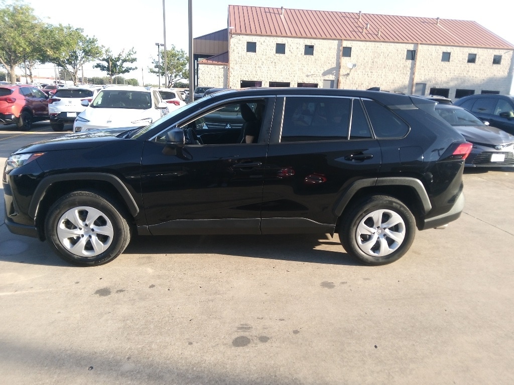 Thumbnail: 2025 Toyota RAV4 - 4