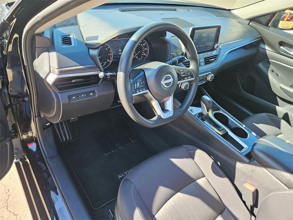 Thumbnail: 2024 Nissan Altima - 15