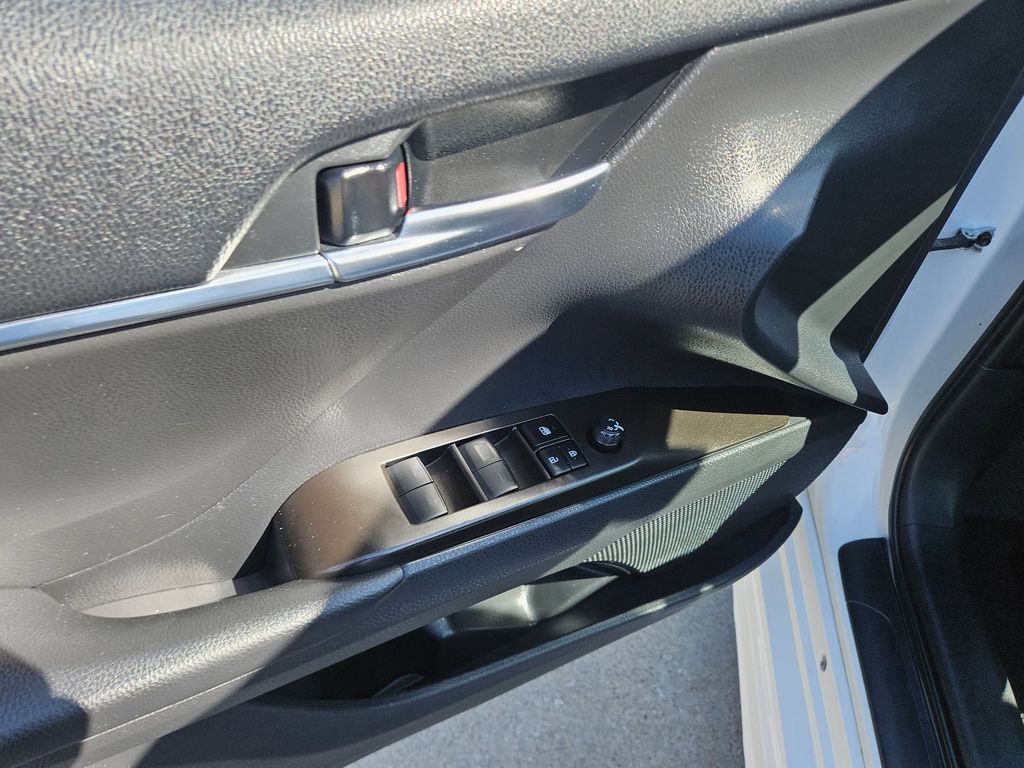 Thumbnail: 2024 Toyota Camry - 15