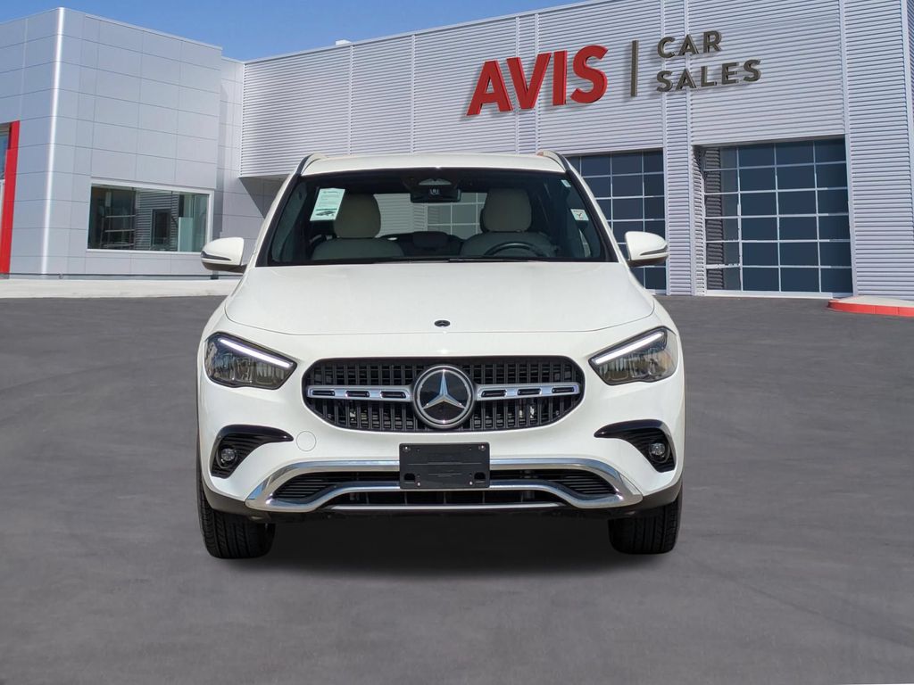 Thumbnail: 2025 Mercedes-Benz GLA - 2